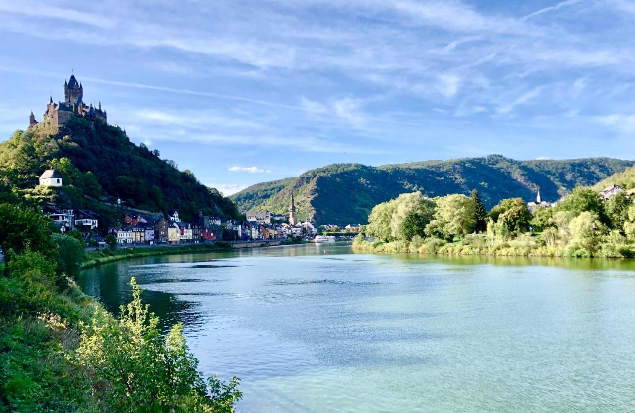 Apartment Happy Mosel โคเคห์ม ภายนอก รูปภาพ